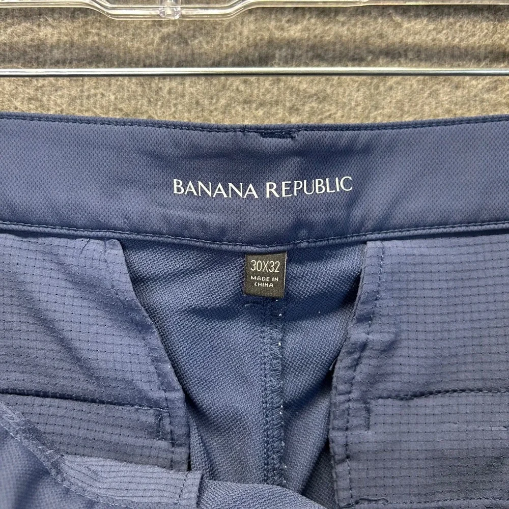 Banana Republic Mens Core Temp Slim Fit Pants Navy Blue 30x32 Performance Chino